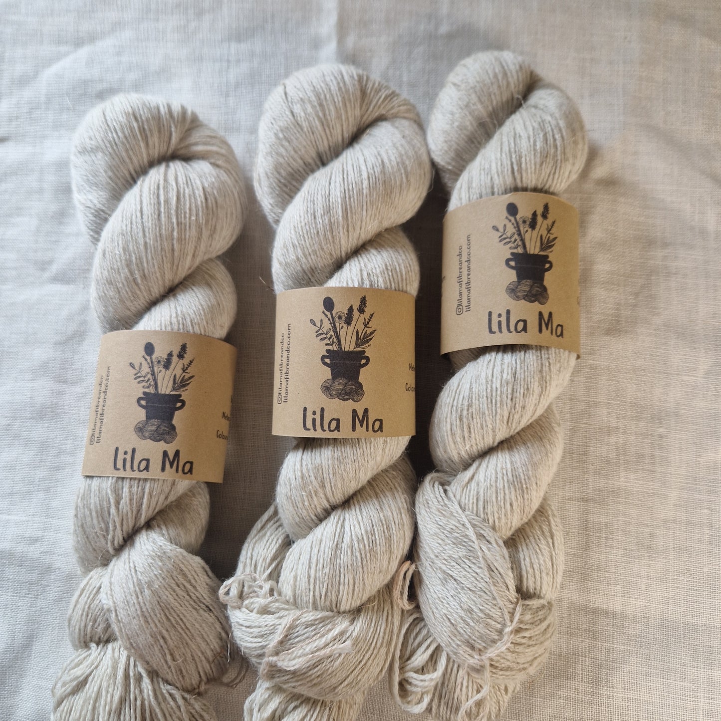 WOOL AND LINEN WASHED UNDYED 4 PLY