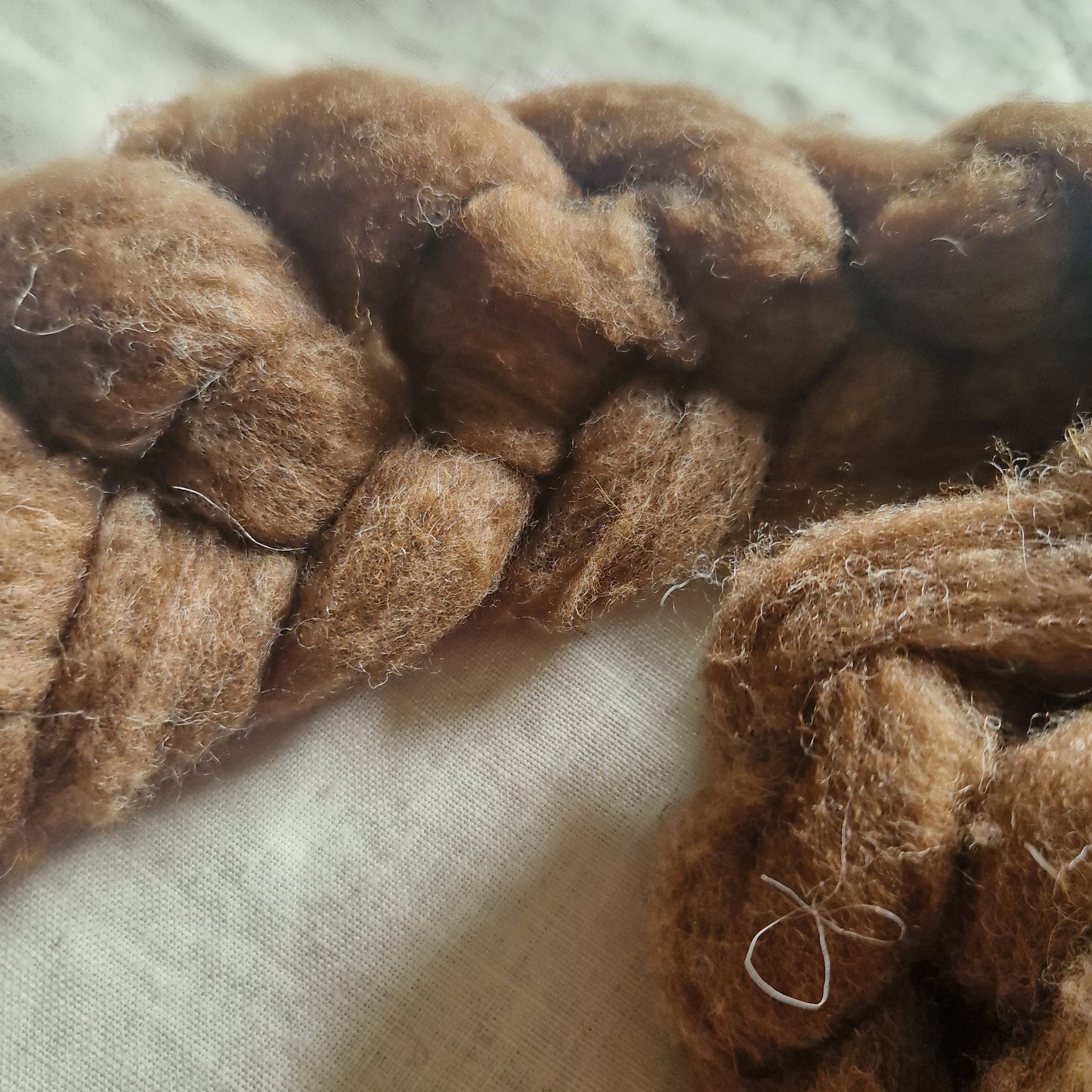 UNSPUN CARDED FIBRE SHETLAND BROWN