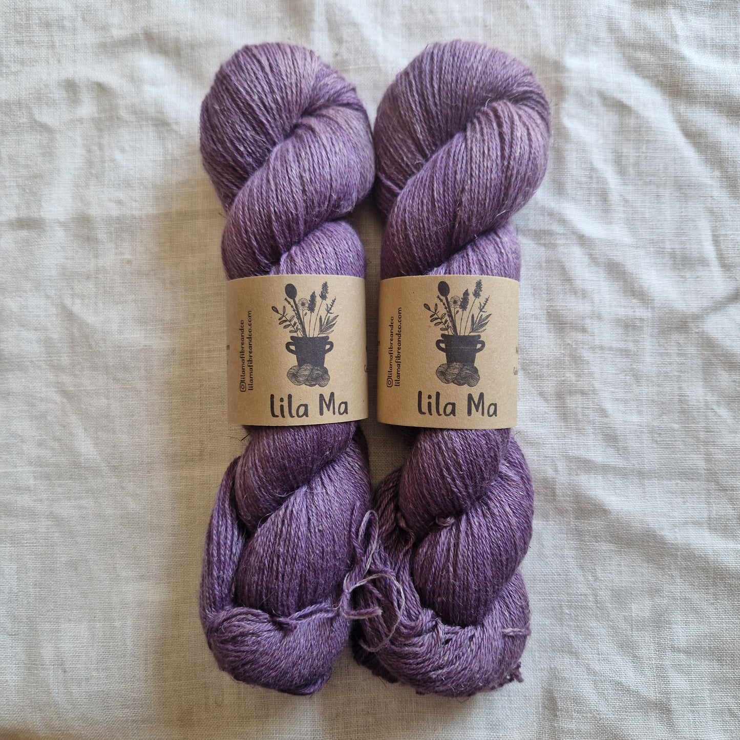 INCANDESCENT WOOL AND LINEN 4 PLY